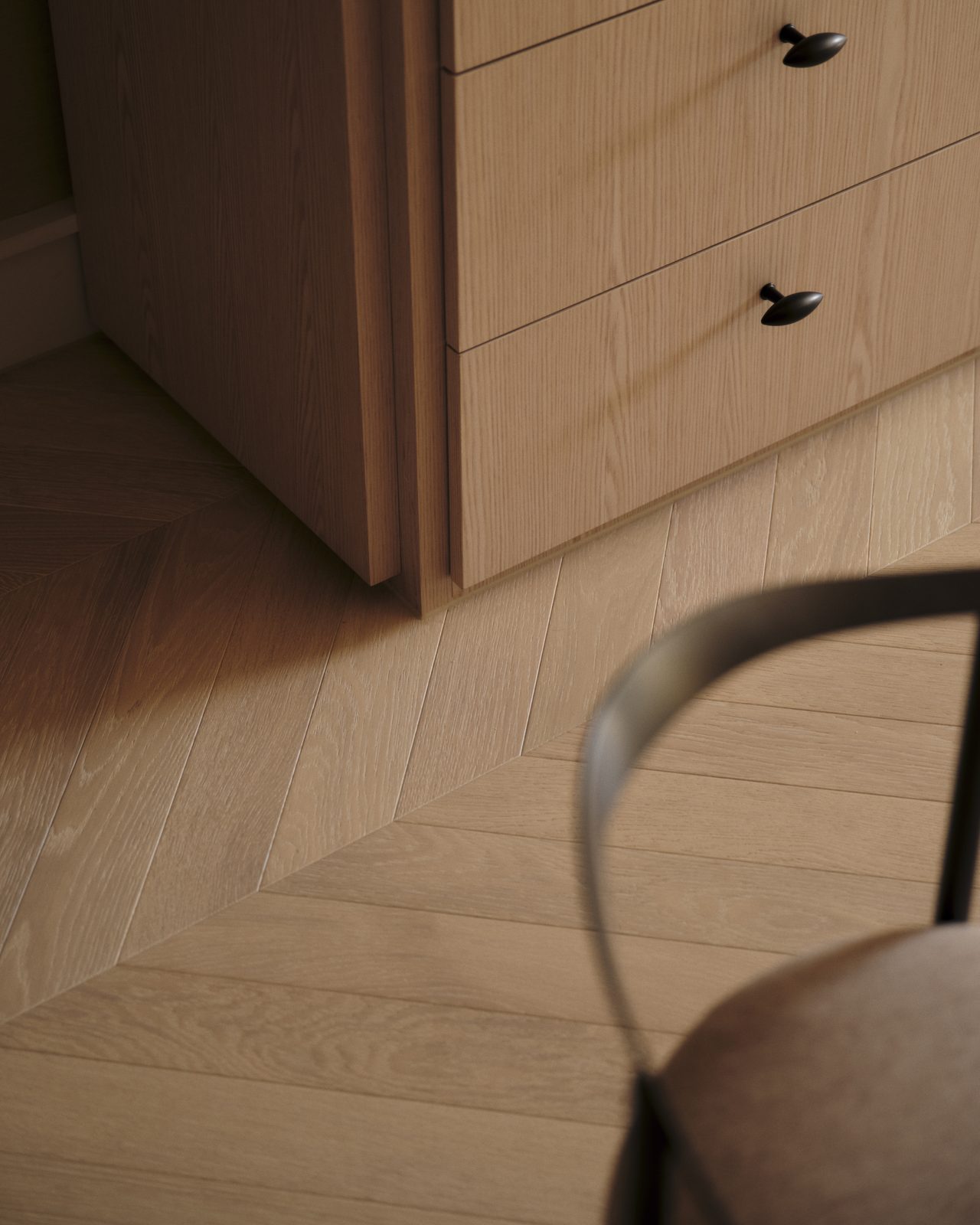 Chevron oak floor